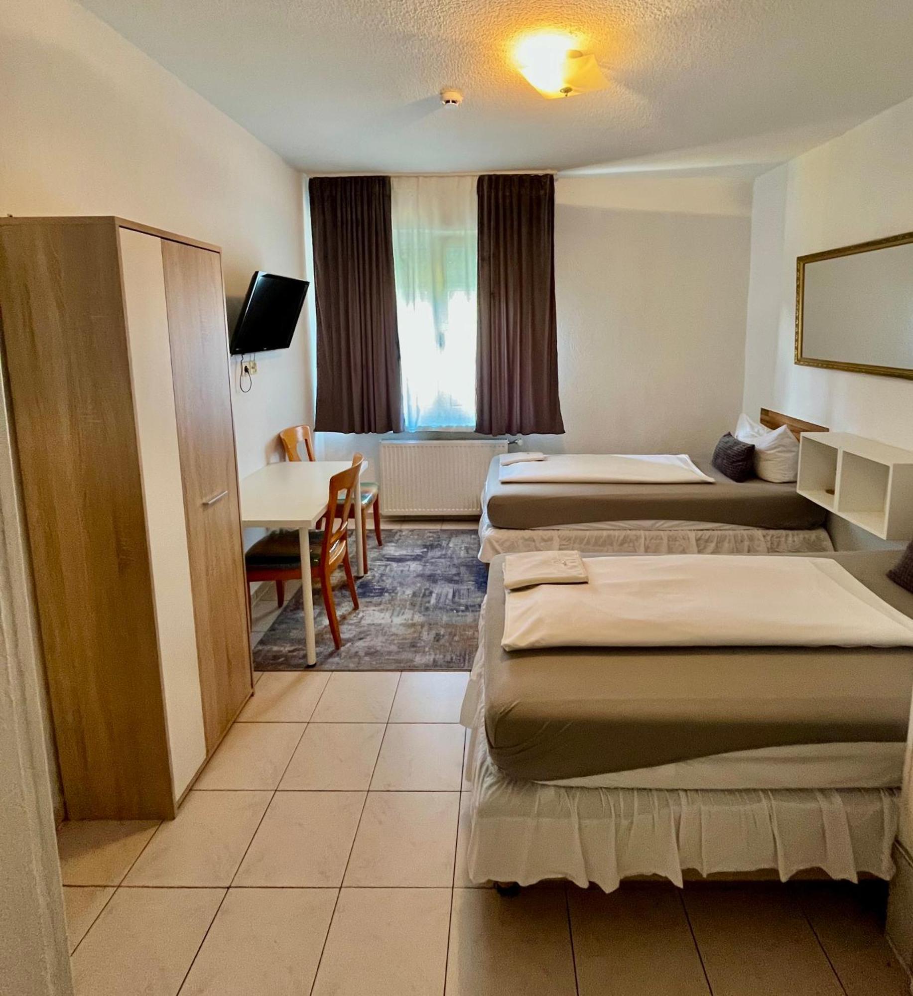 Hotel Nello Offenbach am Main Bagian luar foto